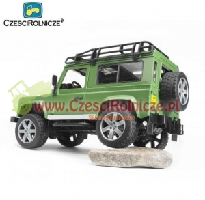 SAMOCHÓD TERENOWY LAND ROVER DEFENDER 02590 BRUDER [ZD02590]